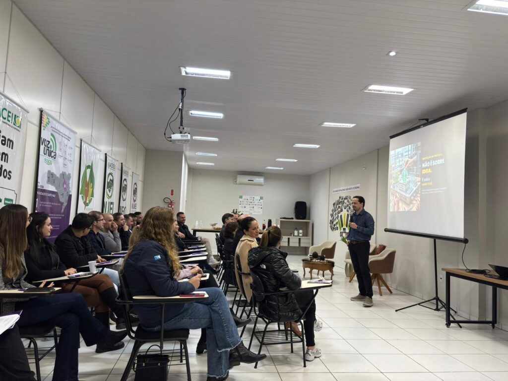 Conexão Alto Vale reúne lideranças e cases locais em noite voltada à inovação em Ituporanga 3 WhatsApp Image 2026 05 13 at 13.36.53