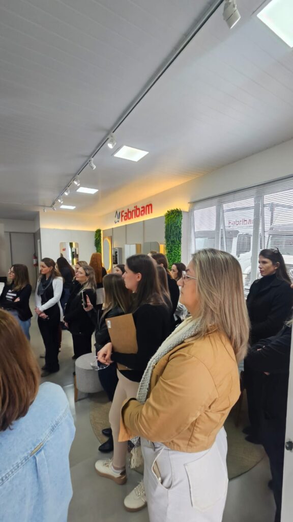 Núcleo da Mulher Empreendedora de Ituporanga promove visita técnica à Fabribam 7 WhatsApp Image 2026 06 10 at 20.43.20